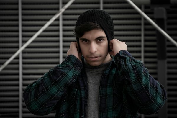 Ultimate guide to non-slip shoes perfect for navigating the uk"s rainy weather